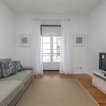 Lxway Bairro Alto - Diario De Noticias Lisbon