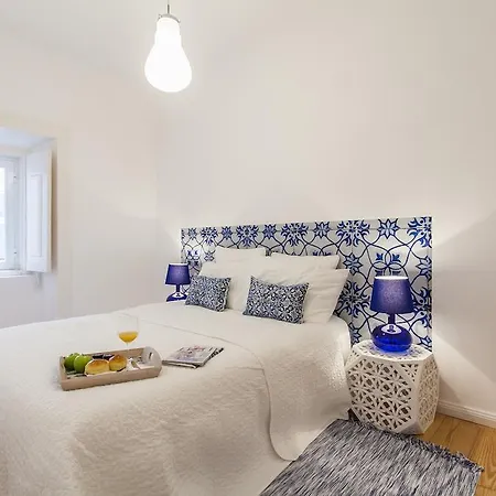 Apartment Lxway Bairro Alto - Diario De Noticias *